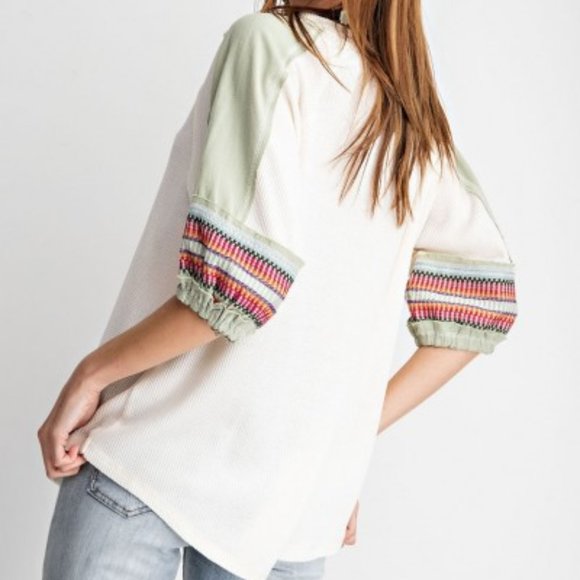 White waffle embroidered bubble sleeve top - Picture 3 of 4